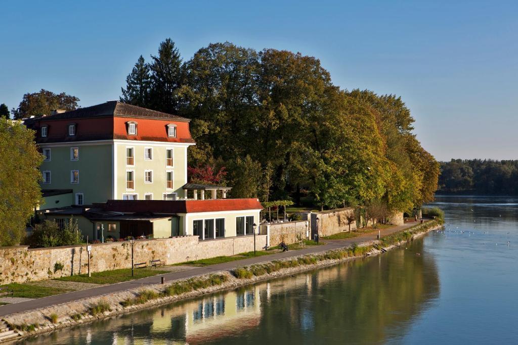 Gesundheitshotel Gugerbauer Schärding Eksteriør billede